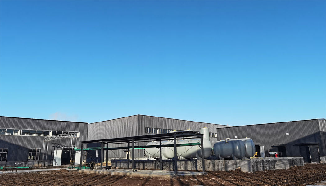 Changshu City Liangyi Tape Industry Co., Ltd. 제조업체의 생산 라인